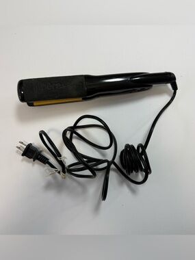 Jilbere de Paris Ceramic Flat Iron Hair Straightener Black tested and working